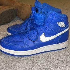 Authentic jordan 1 retro high hyper royal!